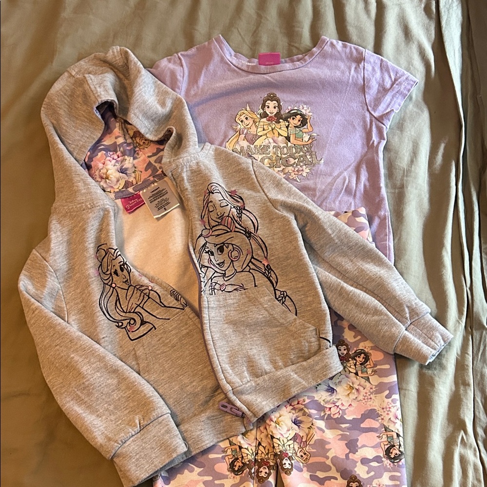 Disney Princess Kids Hoodie, Pants and Shirt Set - Gray and Lavender